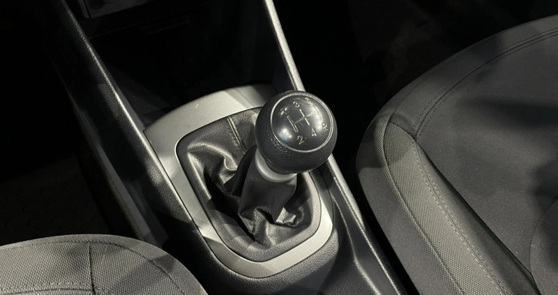 Kia Rio cena 34900 przebieg: 104800, rok produkcji 2015 z Przecław małe 232